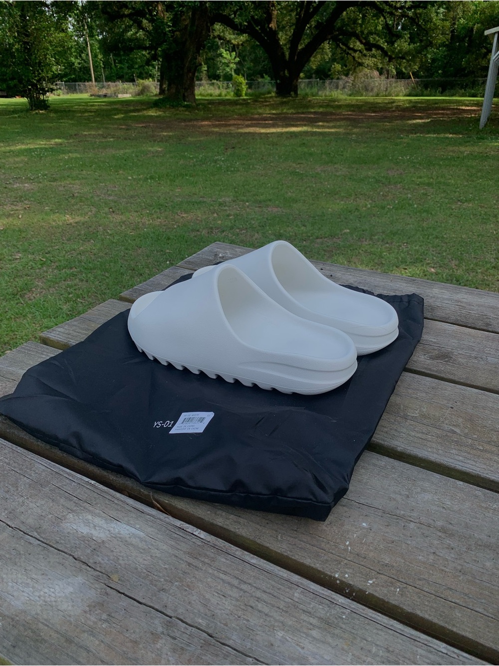 Yeezy Slides (YS-01) - Pure White